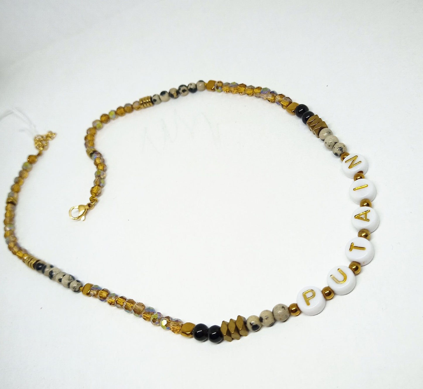 Collier court en pierre, message "putain"