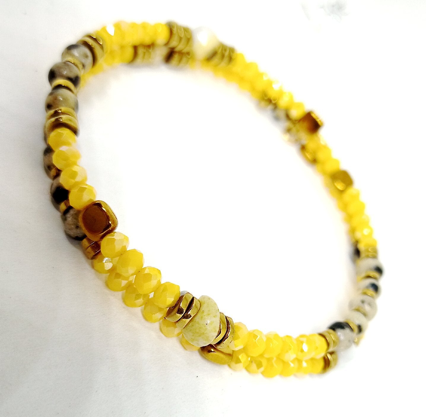 Bracelets en perles en pierre, plusieurs tours