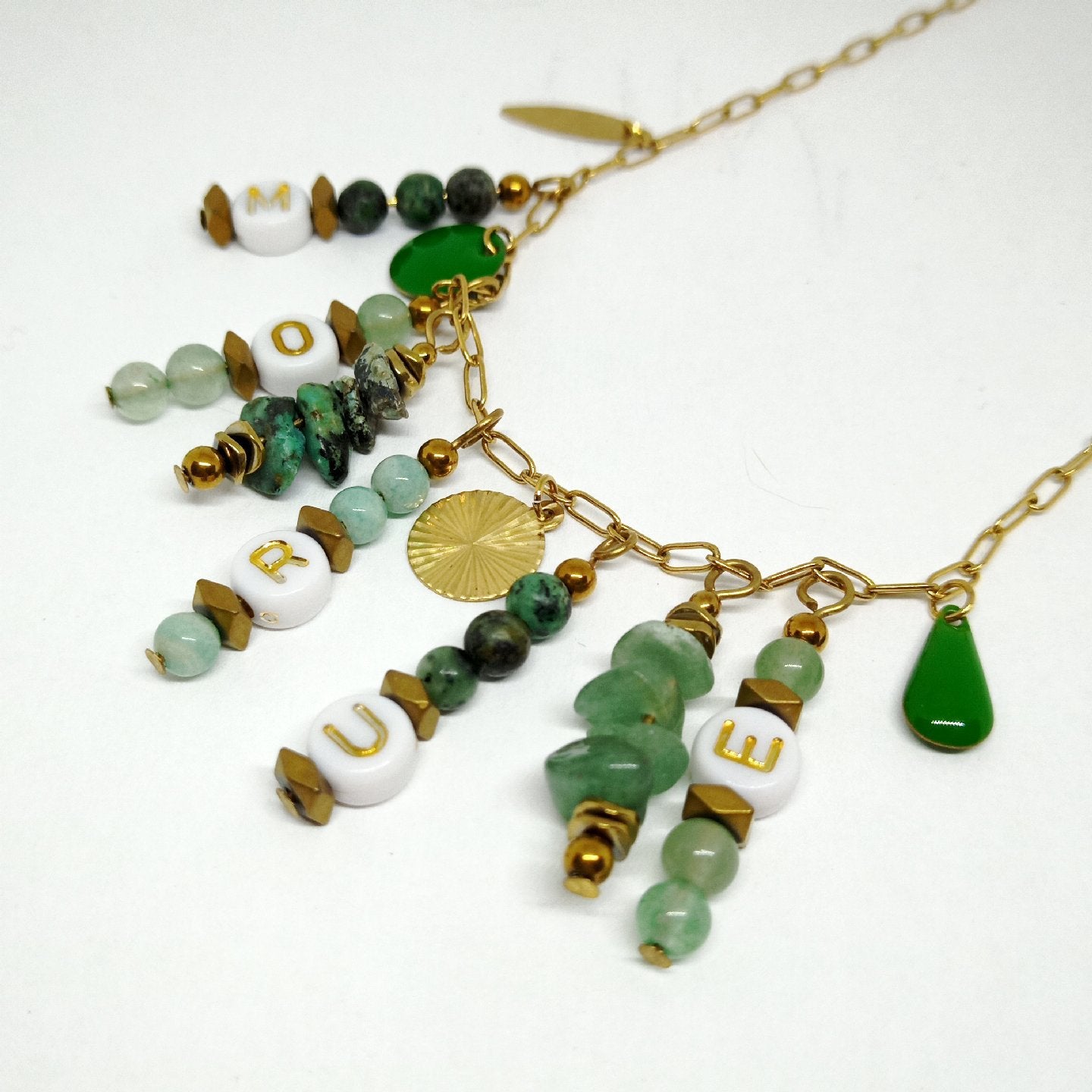 Collier bohême à message "morue"