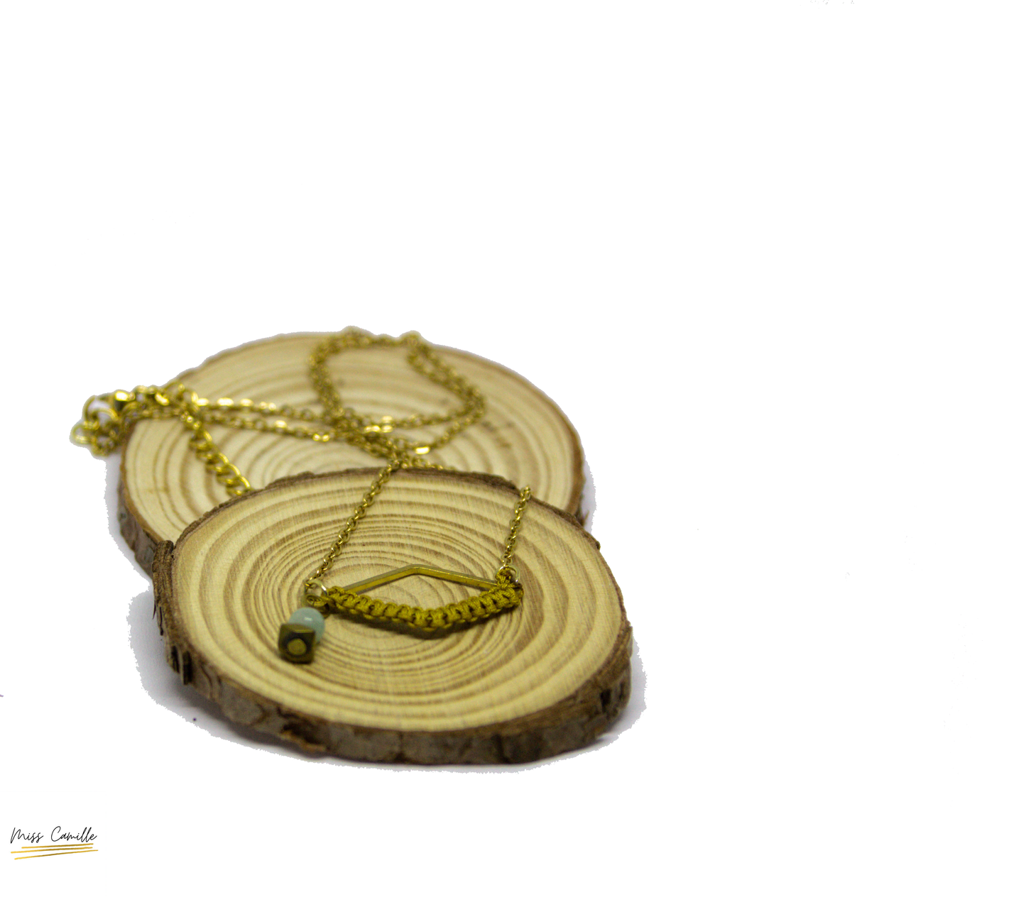 Collier court losange "Asma" de Miss Camille