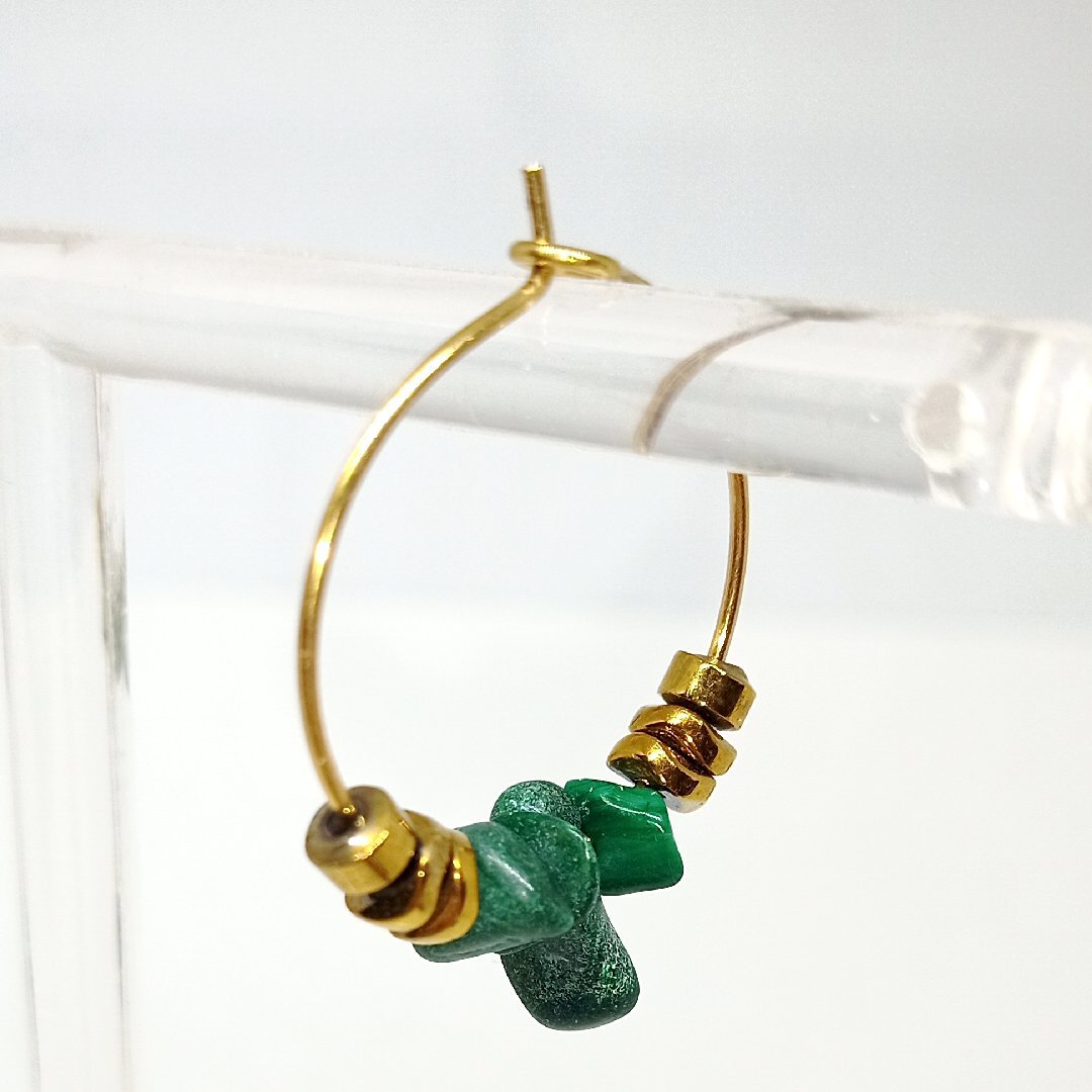 Boucle d'oreille à l'unité Sally