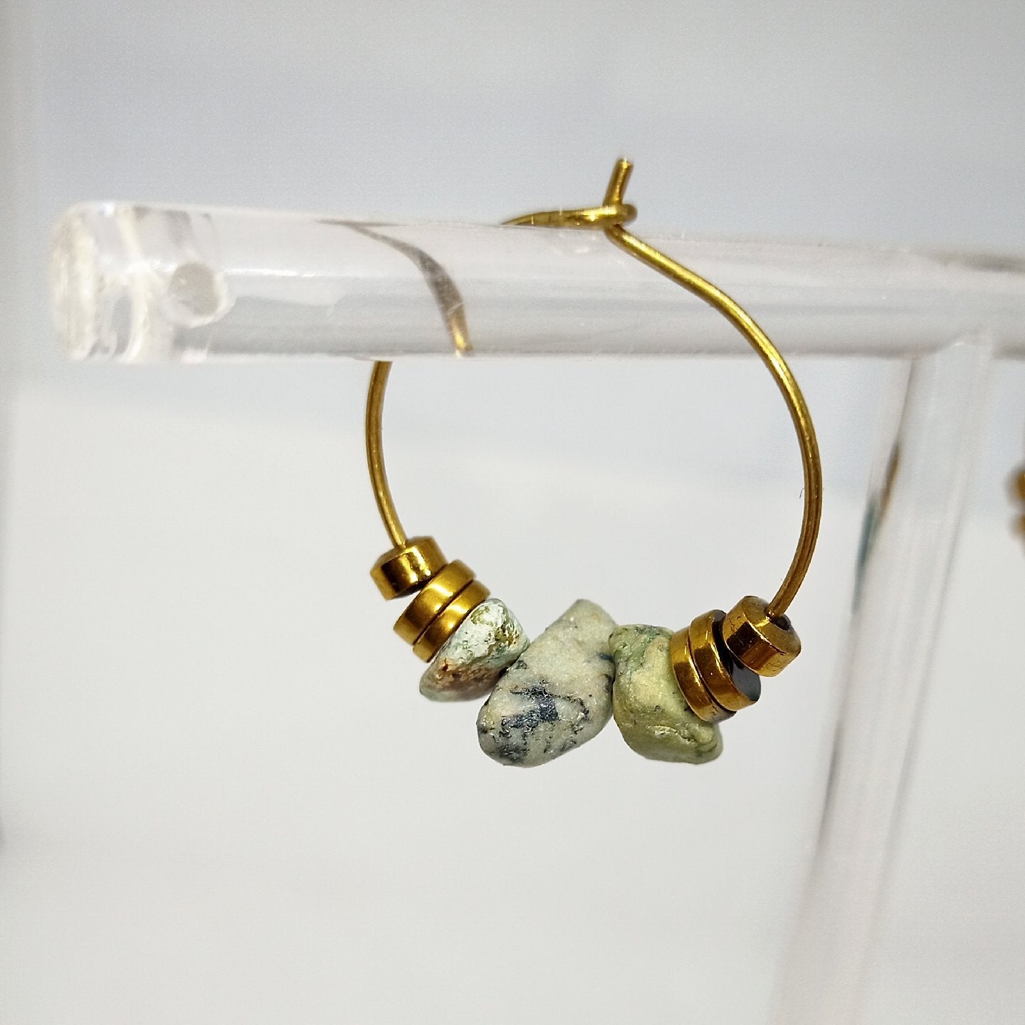 Boucle d'oreille à l'unité Sally